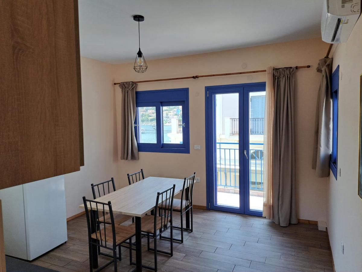 Blue Moon Apartment Agia Efimia Exterior foto